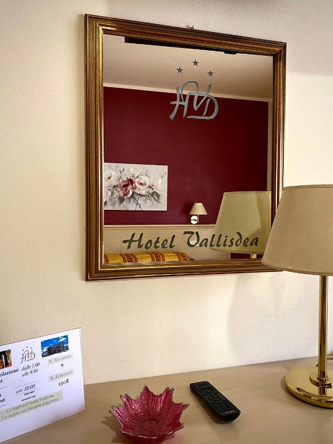 Hotel Vallisdea 萨拉孔西利纳 外观 照片
