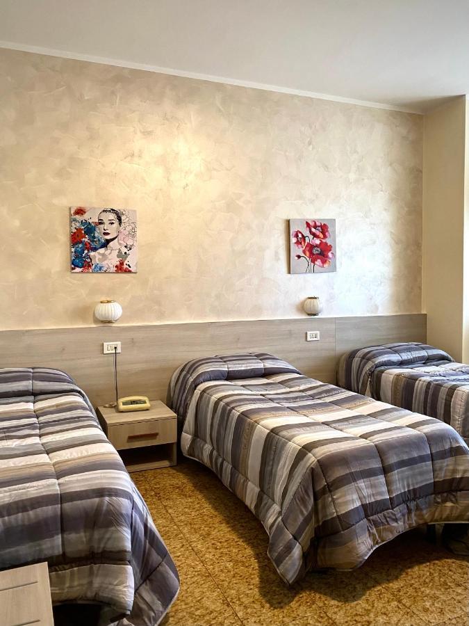 Hotel Vallisdea 萨拉孔西利纳 外观 照片