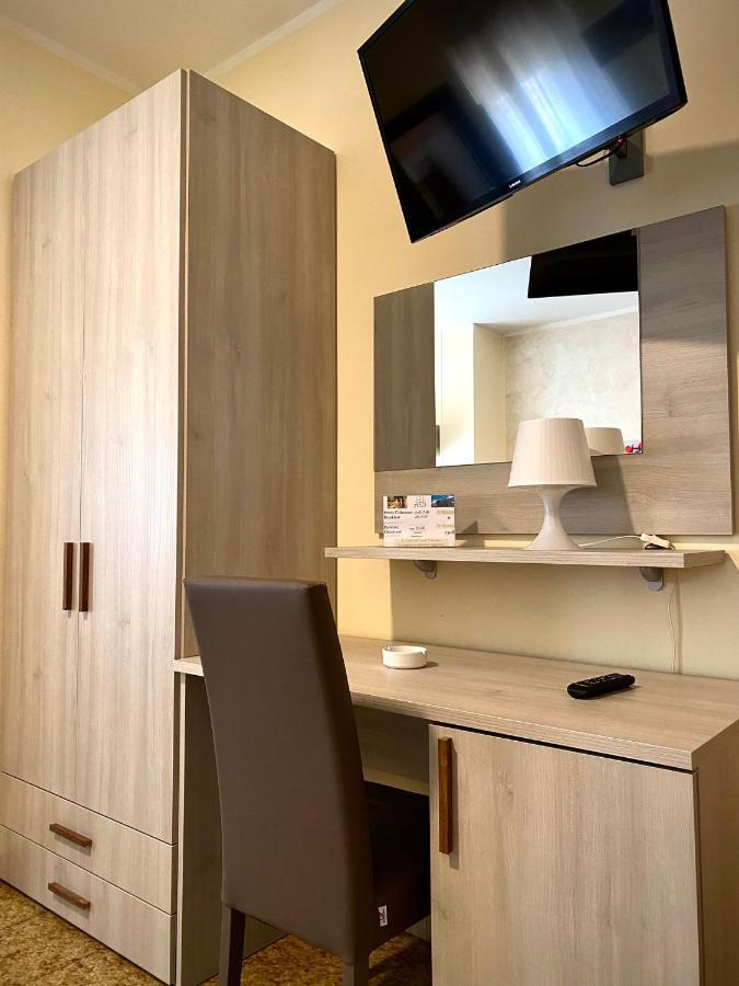 Hotel Vallisdea 萨拉孔西利纳 外观 照片