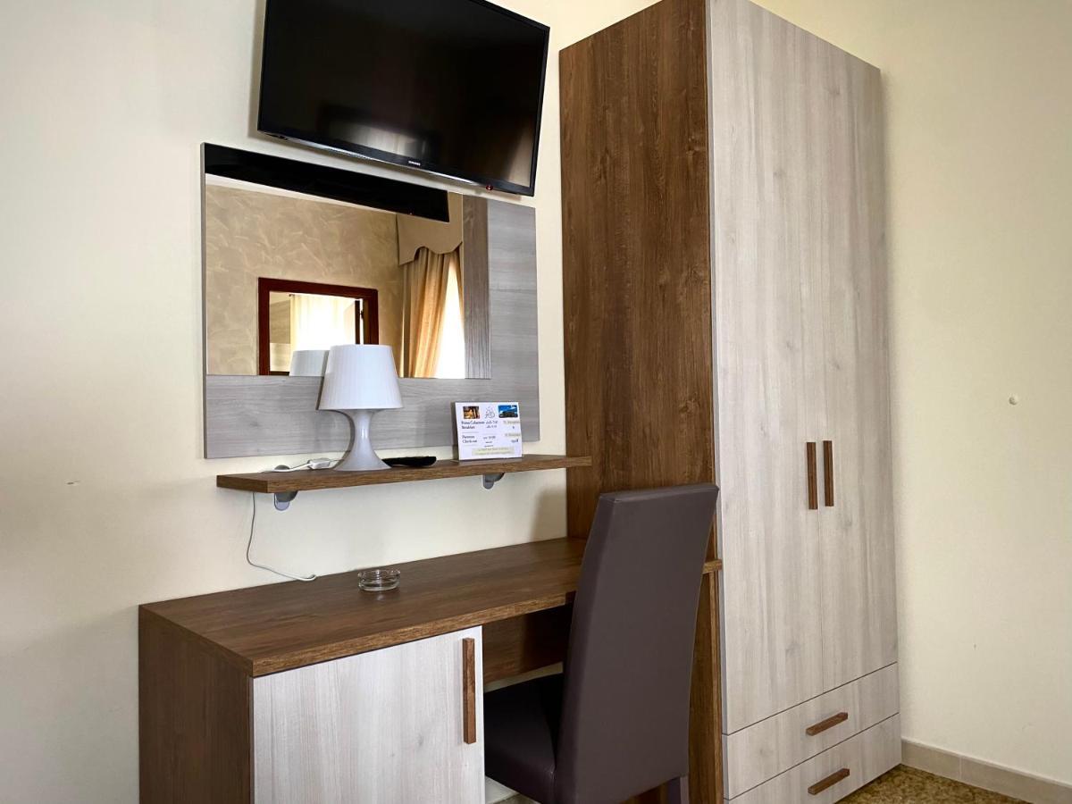 Hotel Vallisdea 萨拉孔西利纳 外观 照片