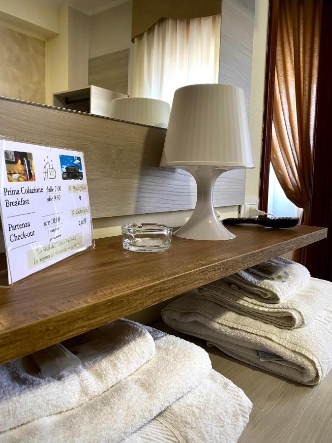 Hotel Vallisdea 萨拉孔西利纳 外观 照片