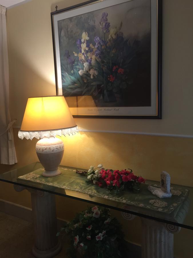 Hotel Vallisdea 萨拉孔西利纳 外观 照片